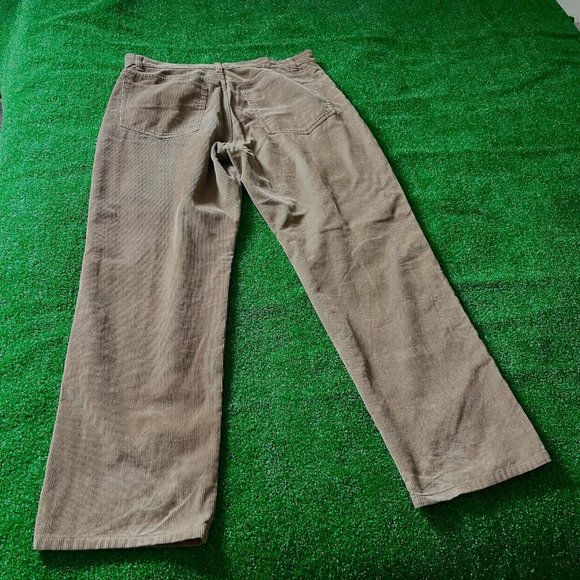 St. John's Bay Men's Straight Leg Easy Fit Brown Y2K Corduroy  Pants Size 36 - Picture 8 of 11